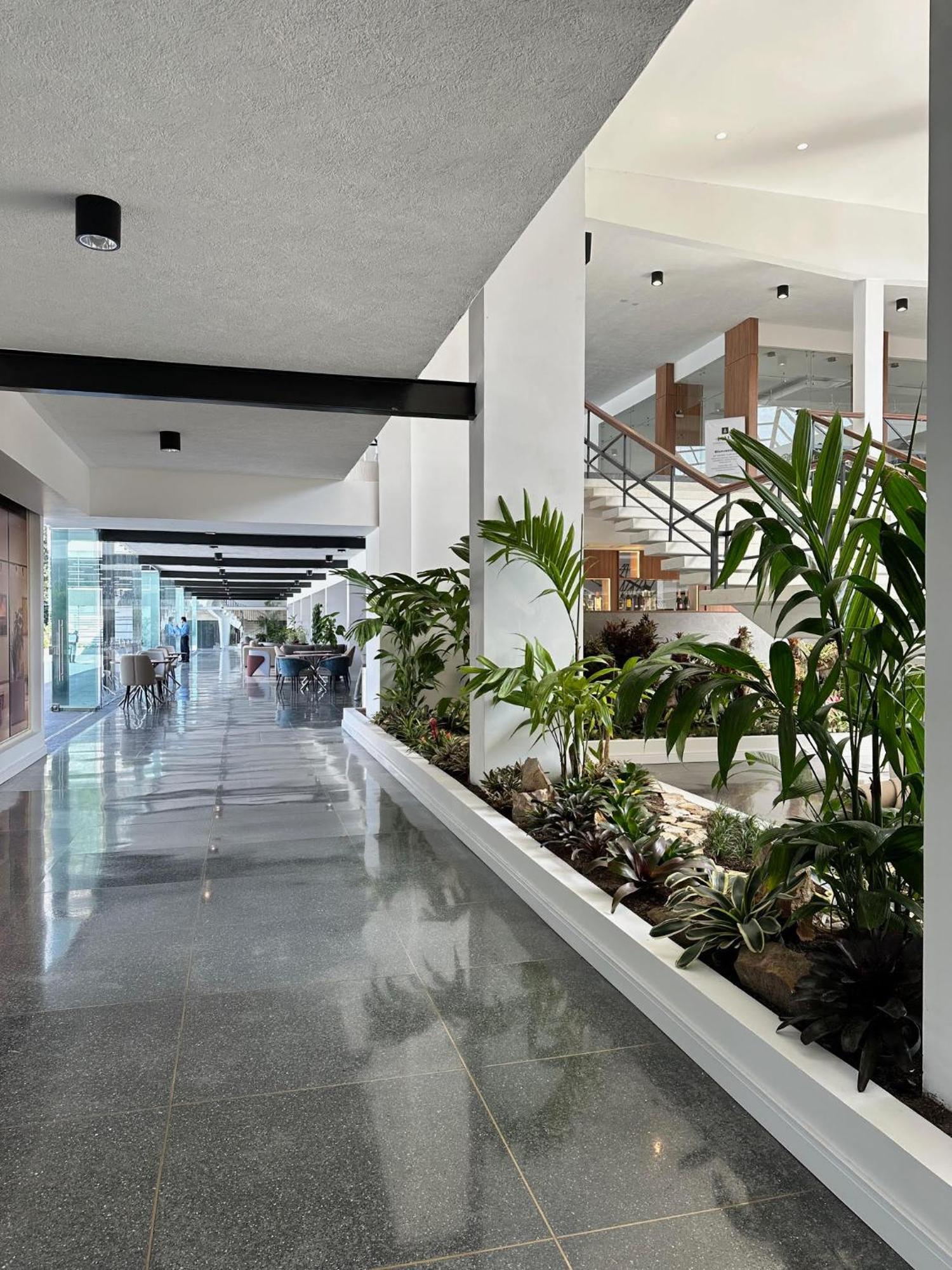 Hotel Eurobuilding Tama San Cristóbal Zewnętrze zdjęcie
